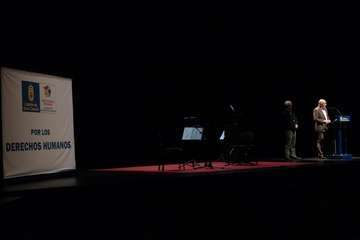 Paco Ibañez llena el Teatro Cuyás (Foto TA)